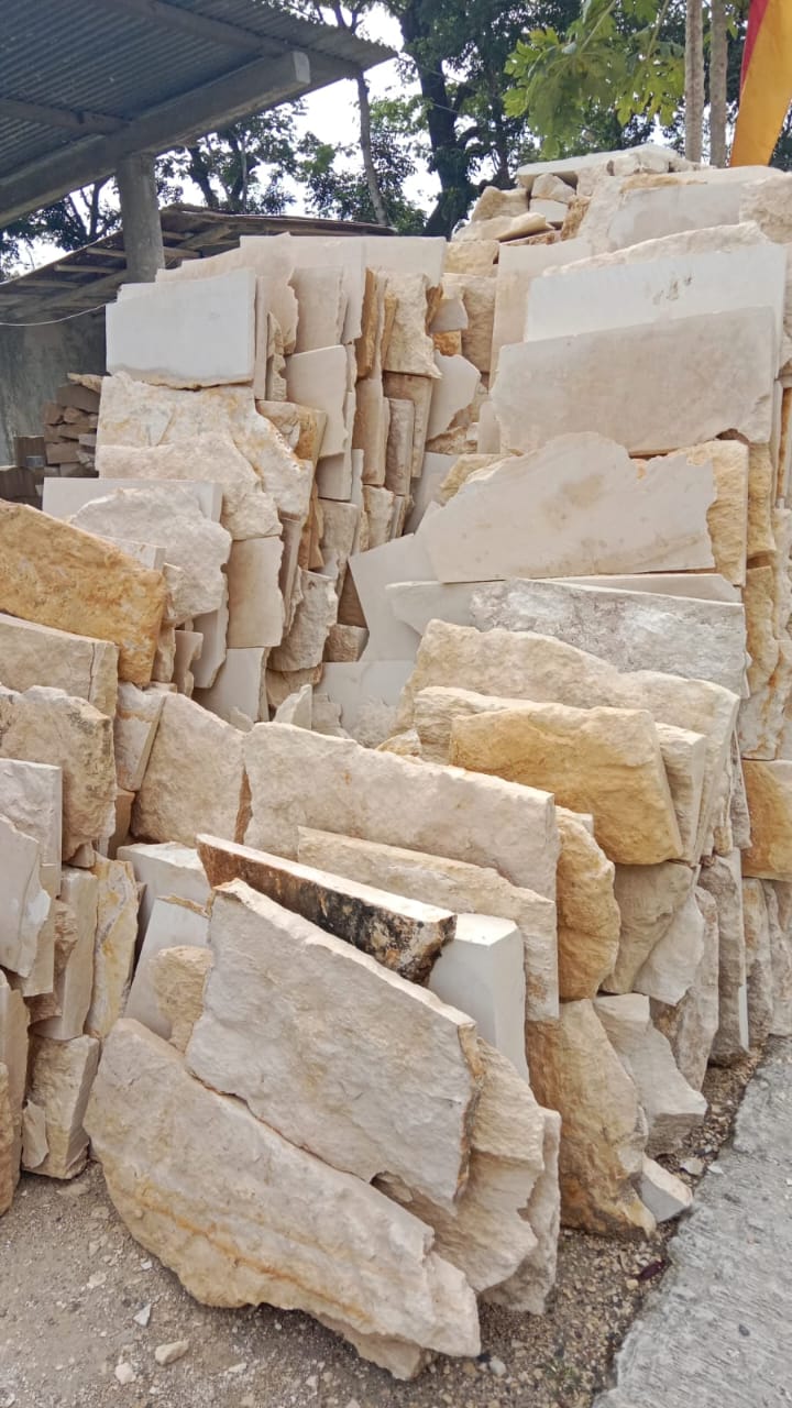 Batu Limstun (Jogja)